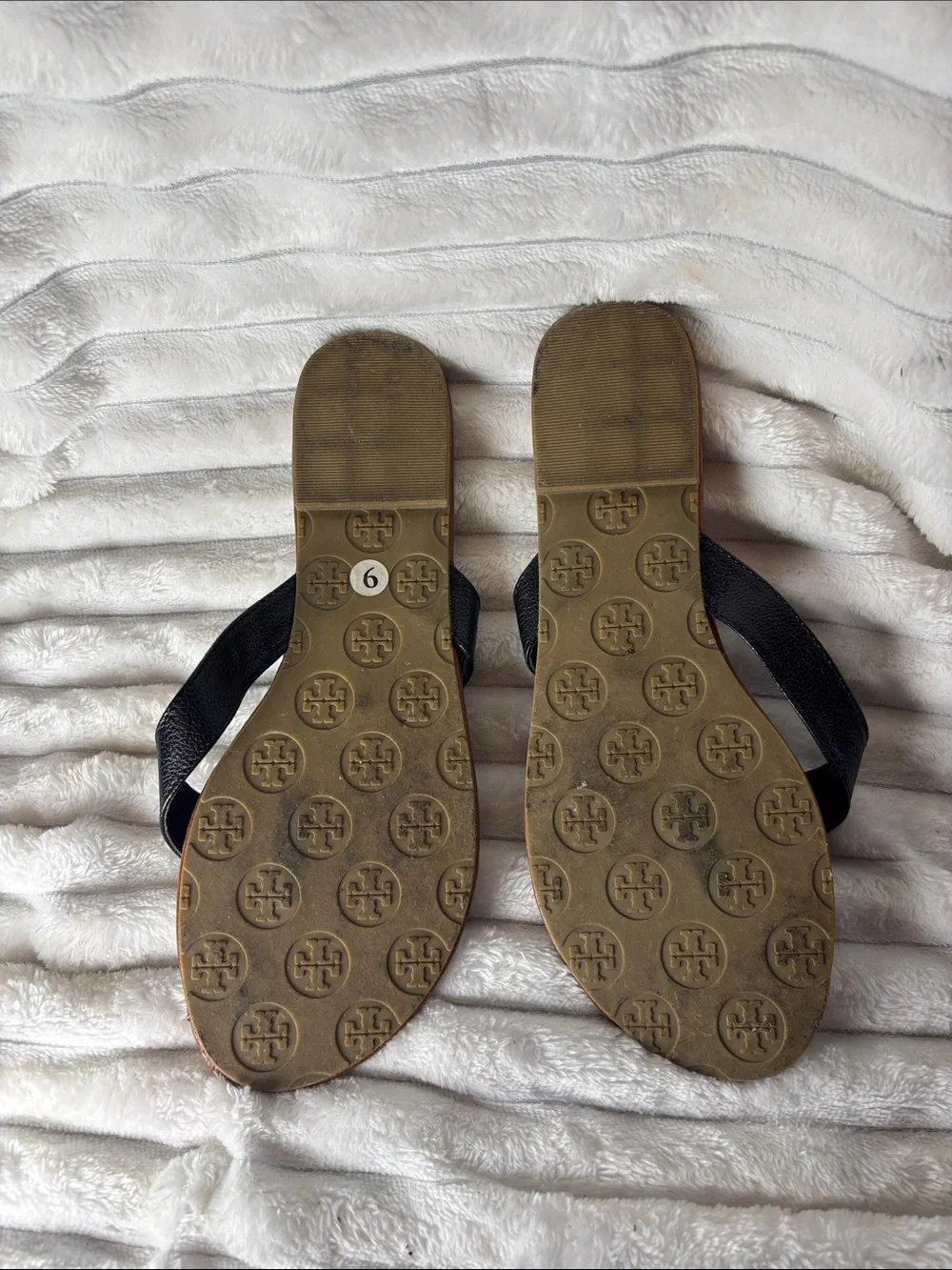 Tory Burch Black Leather Thong Sandals Size 9